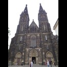 Das Hauptportal der Basilika St. Peter und Paul auf dem Vyšehrad